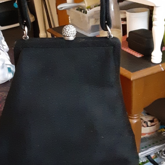 Unique Pocketbook - Picture 2 of 5